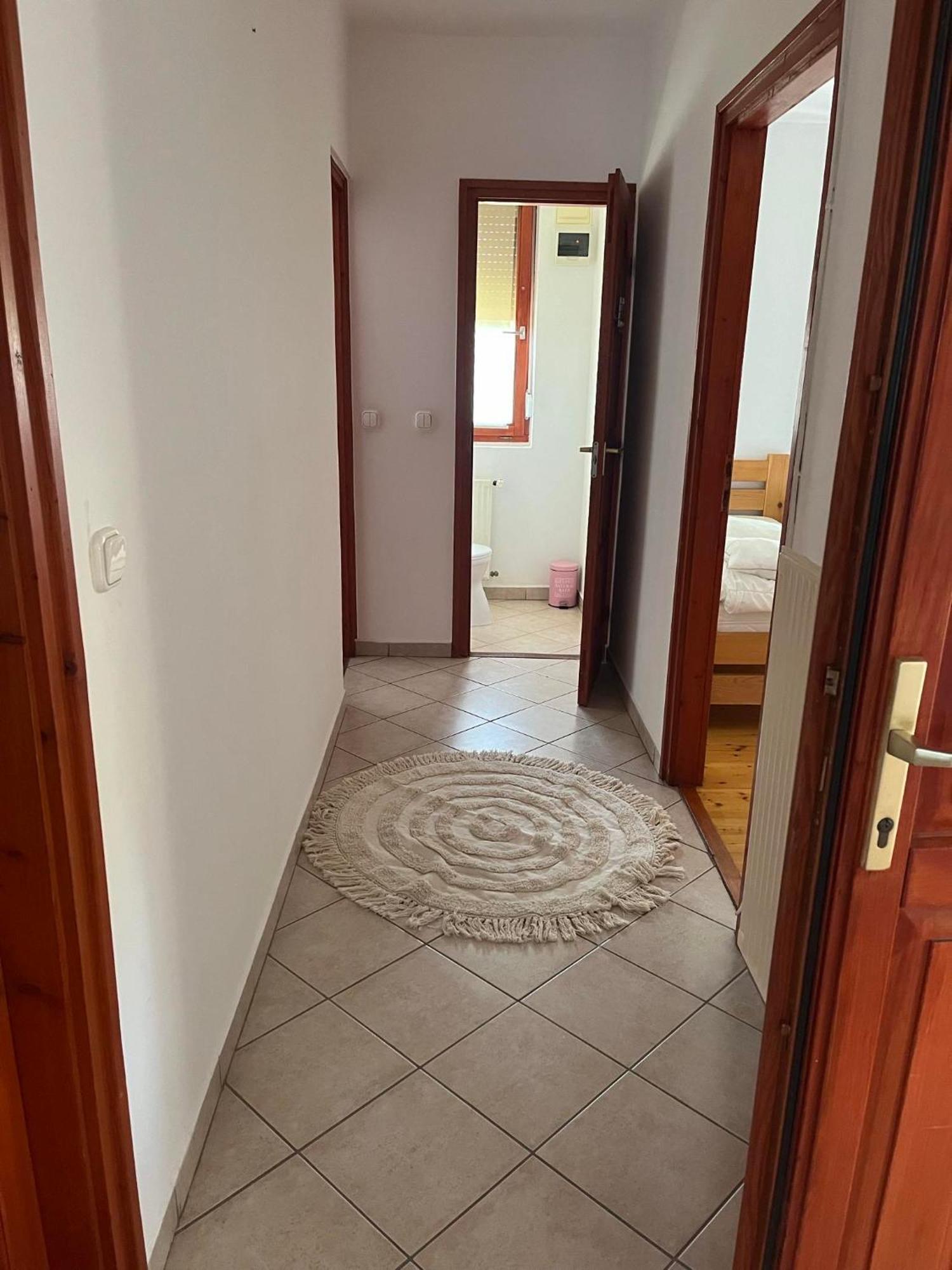 Rege Apartman 2 Alsoors Exterior foto